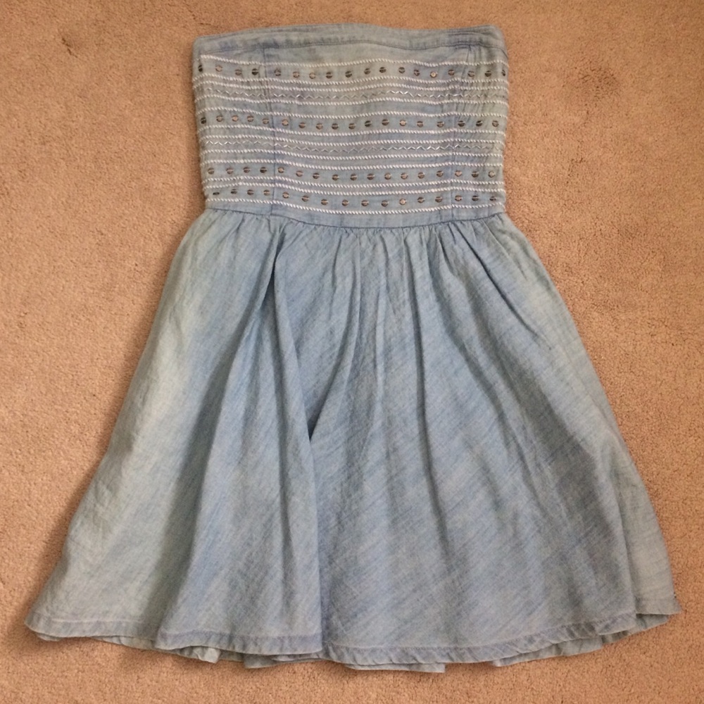 Chambray Hollister strapless dress